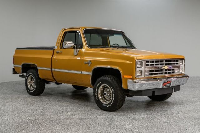 1985 Chevrolet C-10 Silverado - photo 10