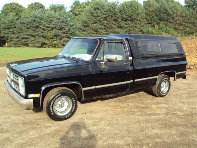 1985 CHEVROLET C10 SILVERADO BLACK & SILVER V8 AT AC PW PL TILT CRUISE 1985 Chevrolet C-10