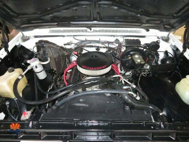 1985 Chevrolet C/K Pickup 1500 C10 Shortbox - photo 3