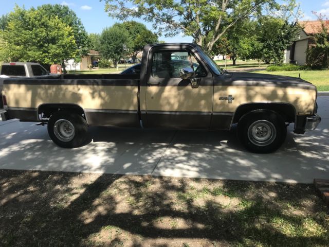 1985 Chevrolet C-10 Silverado - photo 2