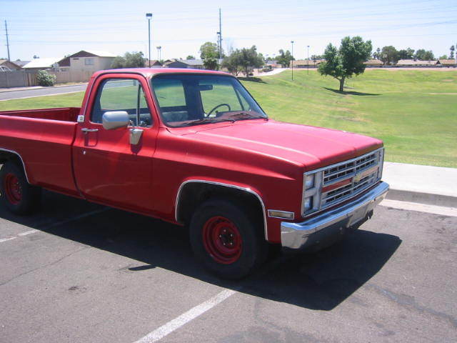 1985 Chevrolet C10 Silverado Standard Cab Pickup 2-Door 5.0L 1985 Chevrolet C-10