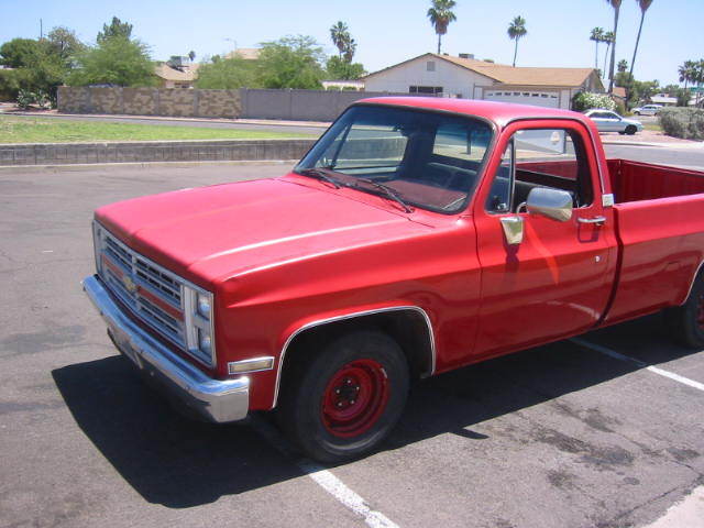 1985 Chevrolet C-10 - photo 2