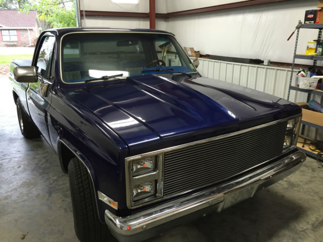 1985 Chevrolet C10 Silverado Standard Cab Pickup 2-Door LS 5.3 1985 Chevrolet C-10