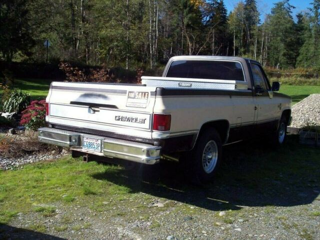 1985 Chevrolet C/K Pickup 2500 Silverado - photo 4