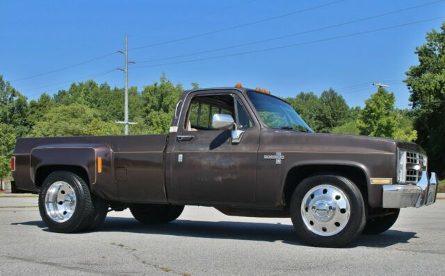 1985 Chevrolet C30 3500 Silverado Standard Cab Dually 6.0L LS Swap 19.5 Alcoa's 1985 Chevrolet C/K Pickup 3500 C30 Silverado Dually 6.0L LS Swap