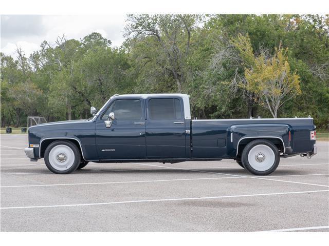 1985 Chevrolet Other Pickups 1985 C30 Crew Cab Dually, 6.0 LS, Beautiful! - photo 2