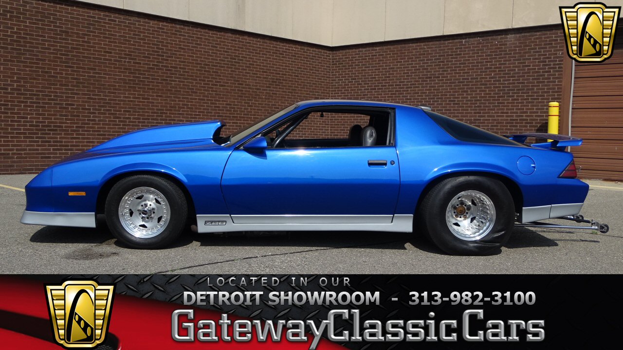 1985 Chevrolet Camaro 31000 Miles Blue Coupe 572 CID V8 3-Speed Automatic 1985 Chevrolet Camaro