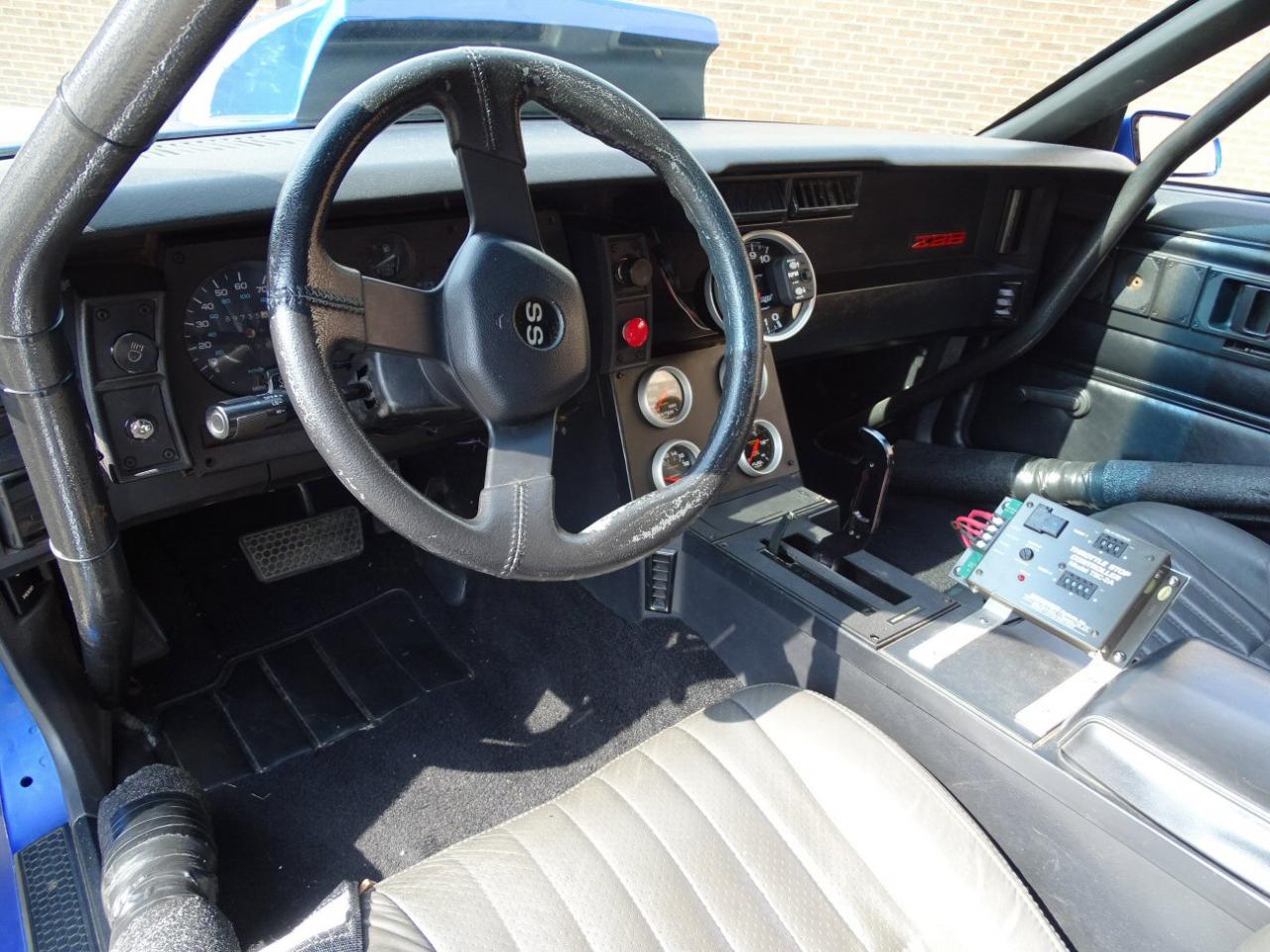 1985 Chevrolet Camaro - photo 3