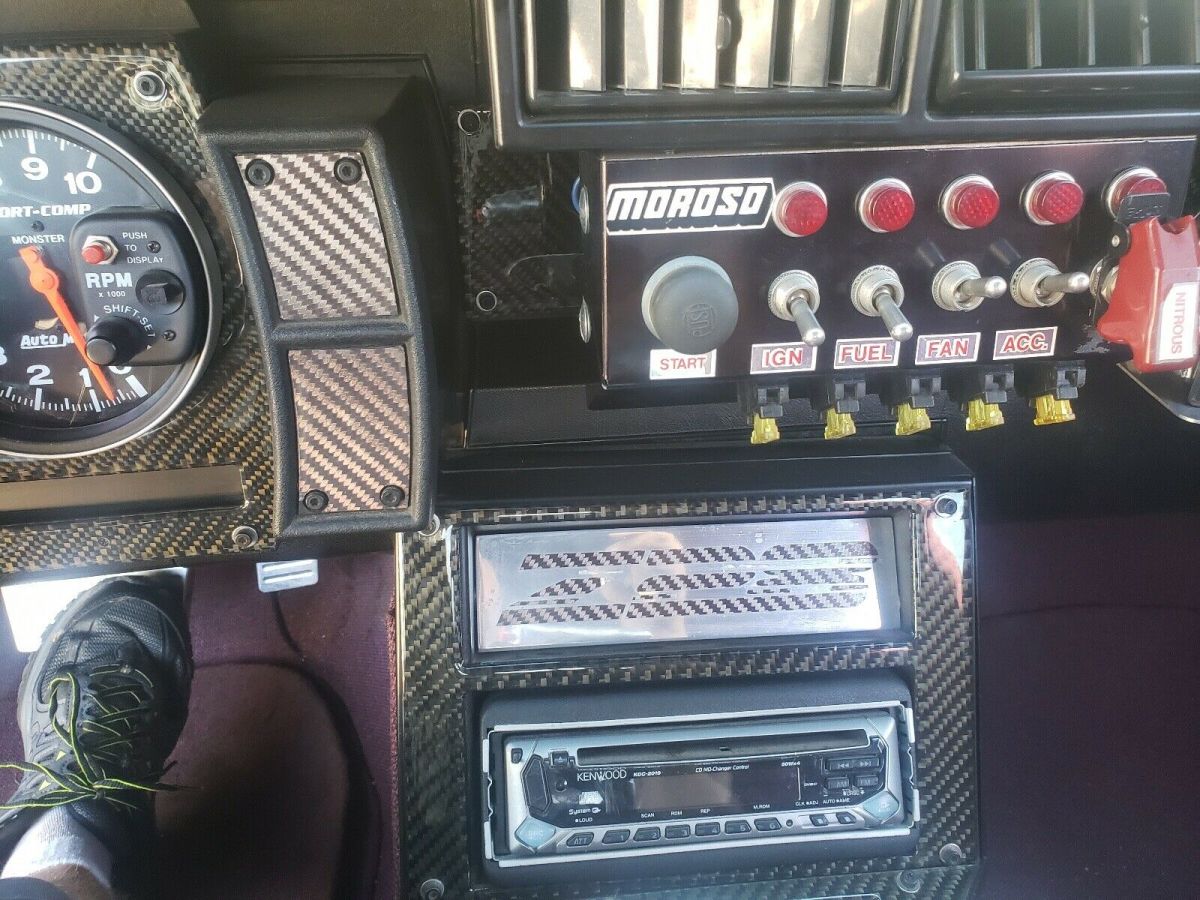 1985 Chevrolet Camaro z28 - photo 7