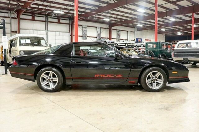 1985 Chevrolet Camaro IROC Z/28 - photo 6