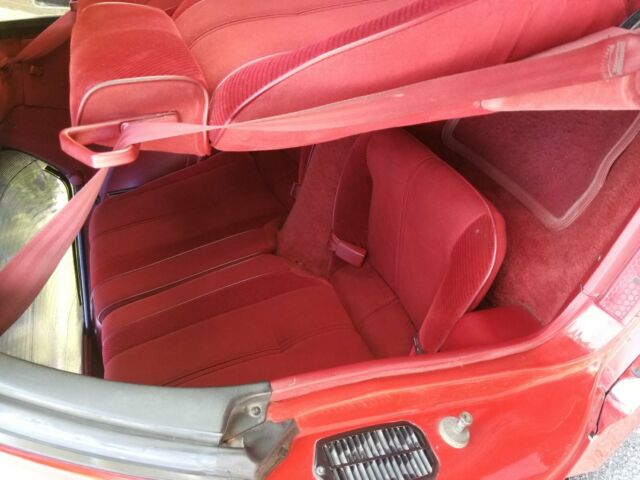 1985 Chevrolet Camaro IROC Z28 - photo 10