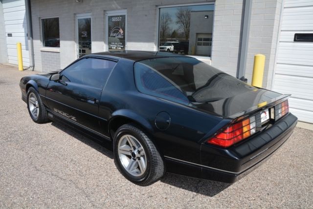 1985 Chevrolet Camaro IROC Z Z28 - photo 7