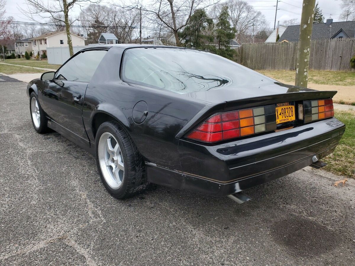 1985 Chevrolet Camaro irocz28 - photo 12