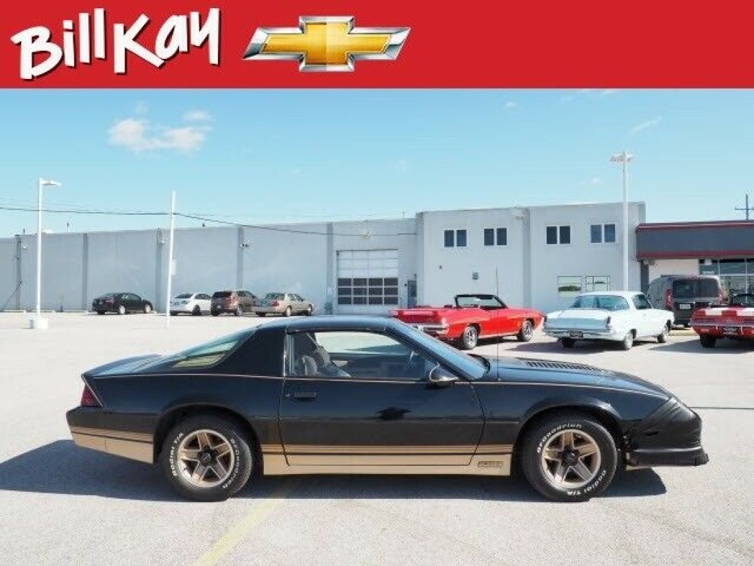 1985 Chevrolet Camaro Z28 - photo 3
