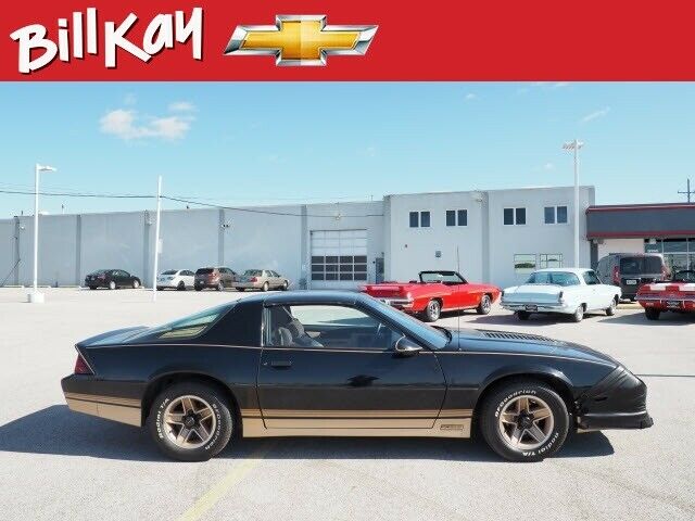 1985 Chevrolet Camaro Z28 - photo 3