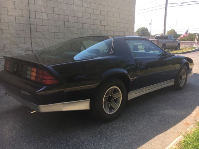 1985 Chevrolet Camaro IROC - photo 5