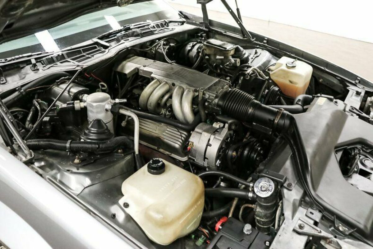 1985 Chevrolet Camaro Z/28 - photo 9