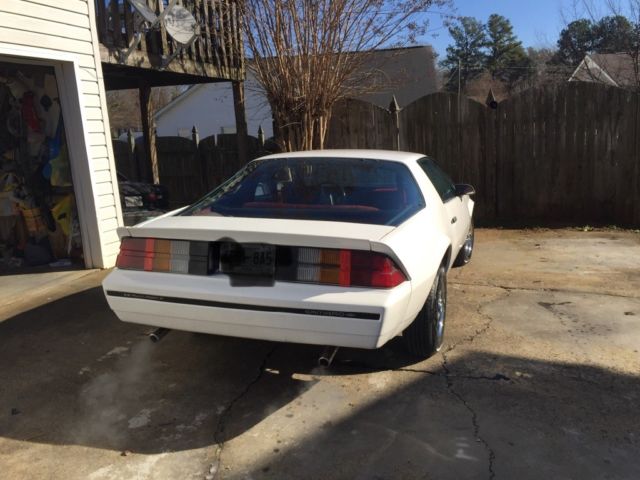 1985 Chevrolet Camaro - photo 3