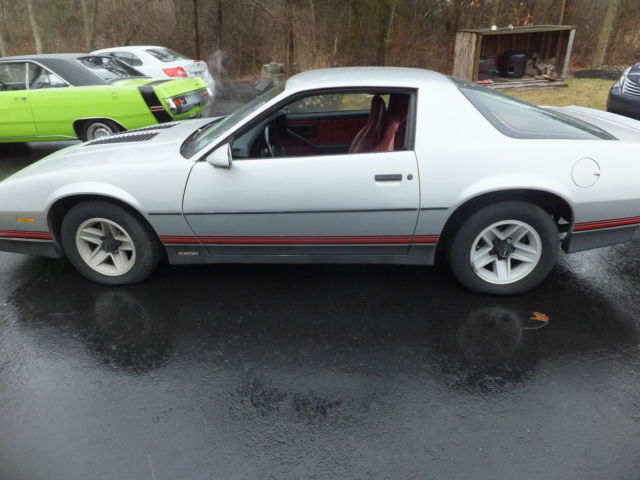 1985 Chevrolet Camaro Z28 Coupe 2-Door