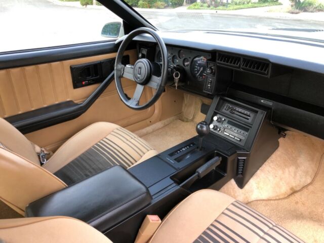 1985 Chevrolet Camaro - photo 12