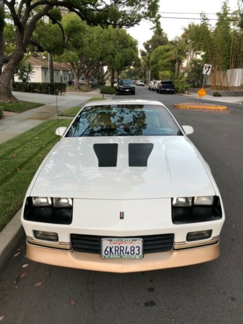 1985 Chevrolet Camaro - photo 4