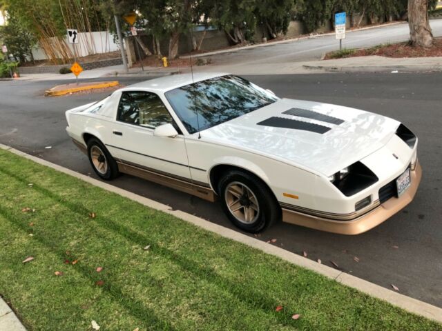 1985 Chevrolet Camaro - photo 7