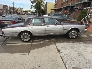 1985 Chevrolet Caprice Two Tone - photo 5