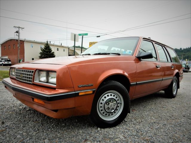 1985 Chevrolet Cavalier Base Wagon 4-Door - photo 2