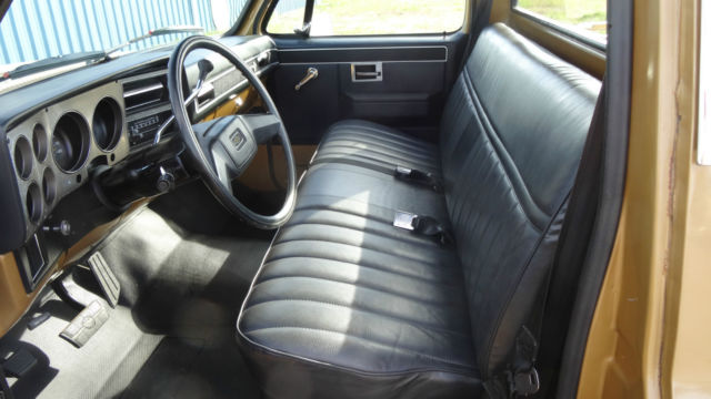 1985 Chevrolet C-10 2-door longbed - photo 10