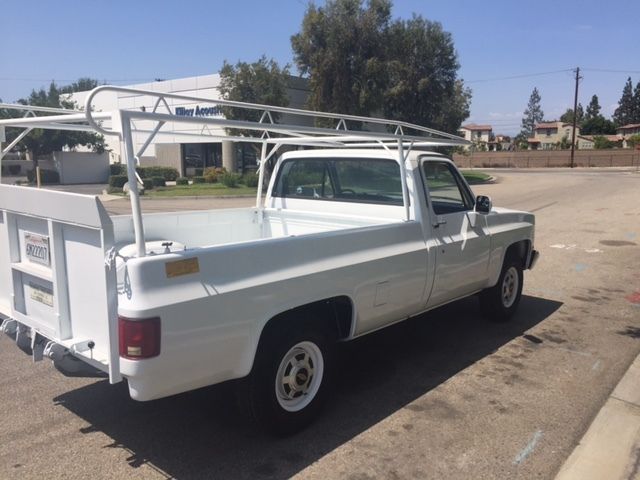 1985 Chevrolet C/K Pickup 2500 - photo 3
