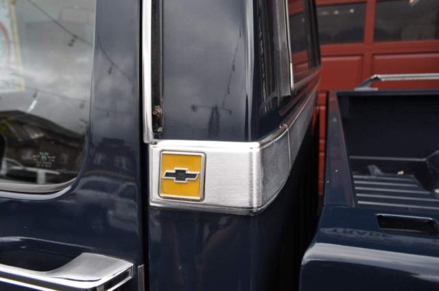 1985 Chevrolet C-10 Fully Loaded Cold AC Southern Truck! - photo 11