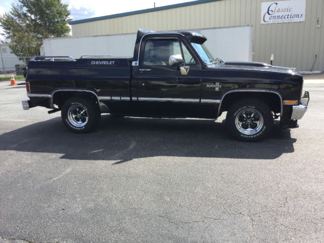 1985 Chevrolet C-10 Regular Cab 2WD - photo 2