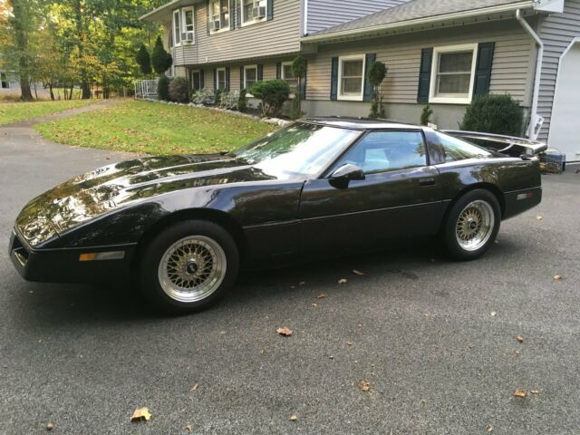 1985 Chevrolet Corvette - photo 2