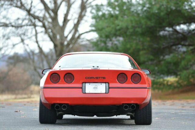 1985 Chevrolet Corvette Targa only 9150mls! -- - photo 11