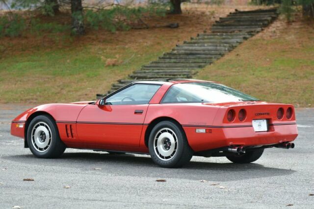 1985 Chevrolet Corvette Targa only 9150mls! -- - photo 13