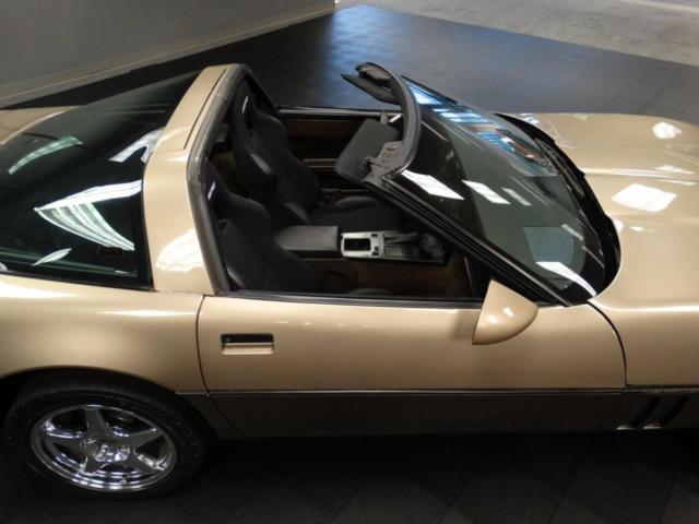 1985 Chevrolet Corvette - photo 11