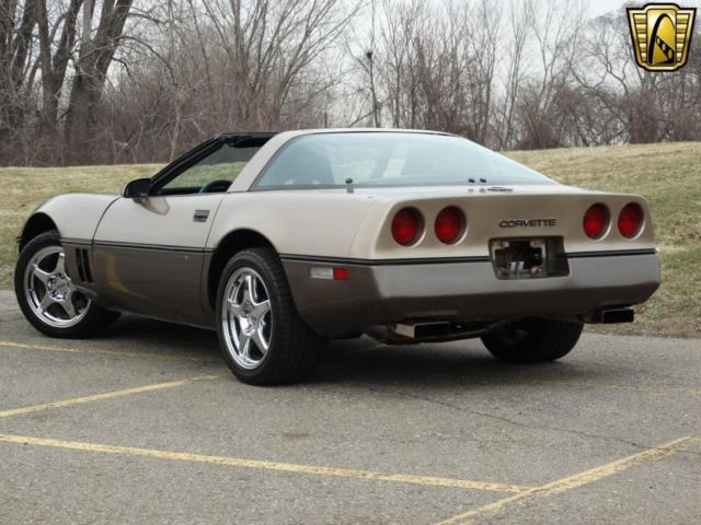 1985 Chevrolet Corvette - photo 12