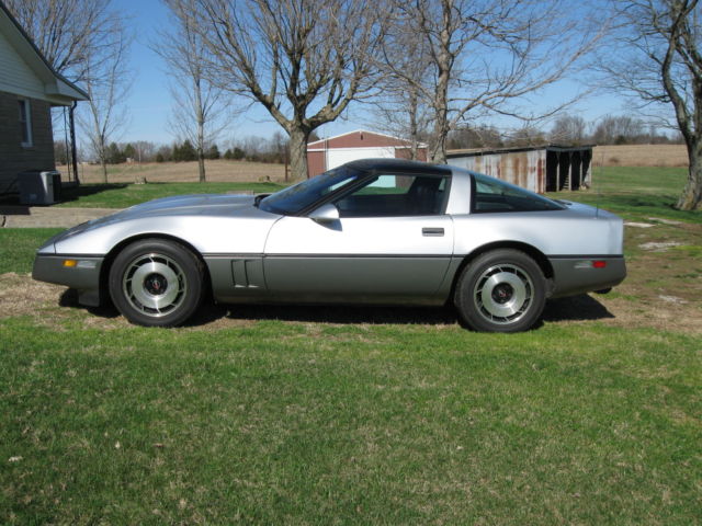 1985 Chevrolet Corvette 5.7L RPO L98 TPI / 700-R4 Auto Transmission 1985 Chevrolet Corvette