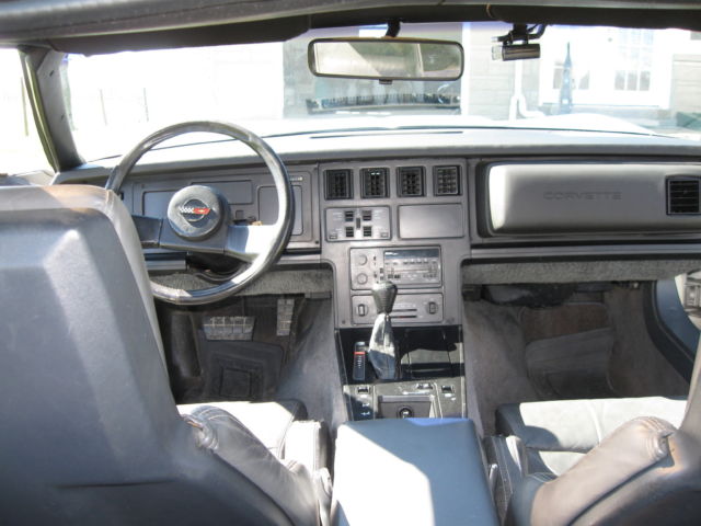 1985 Chevrolet Corvette - photo 11