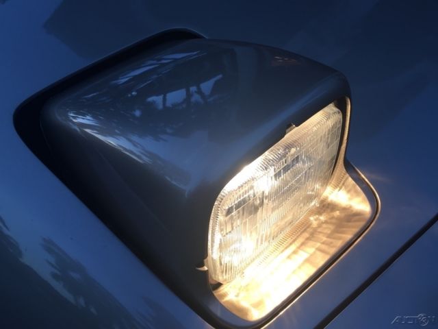 1985 Chevrolet Corvette - photo 10