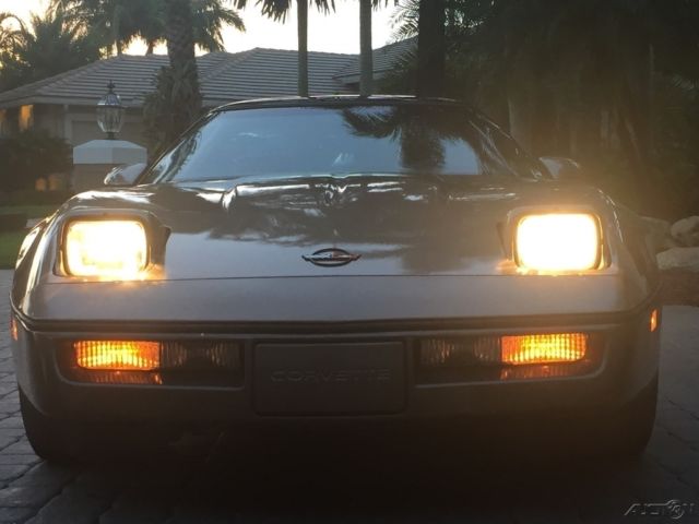 1985 Chevrolet Corvette - photo 11