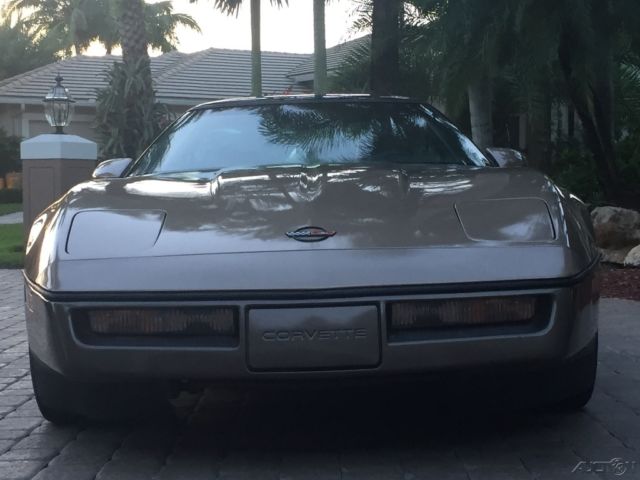 1985 Chevrolet Corvette - photo 2