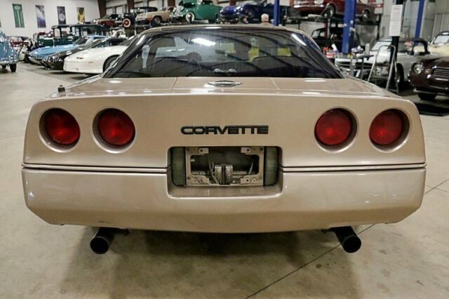 1985 Chevrolet Corvette - photo 4