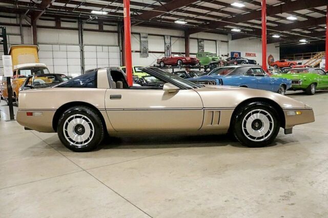 1985 Chevrolet Corvette - photo 6