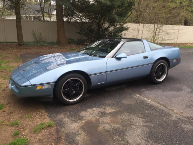 1985 Chevrolet Corvette Base Hatchback 2-Door 5.7L 4+3 Manual Targa NO RESERVE 1985 Chevrolet Corvette Base Hatchback 2-Door