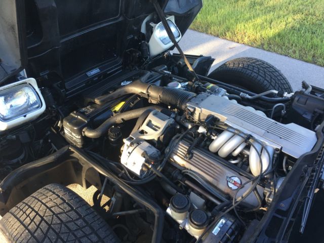 1985 Chevrolet Corvette - photo 13
