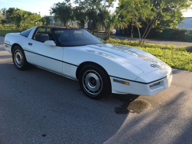 1985 Chevrolet Corvette - photo 4