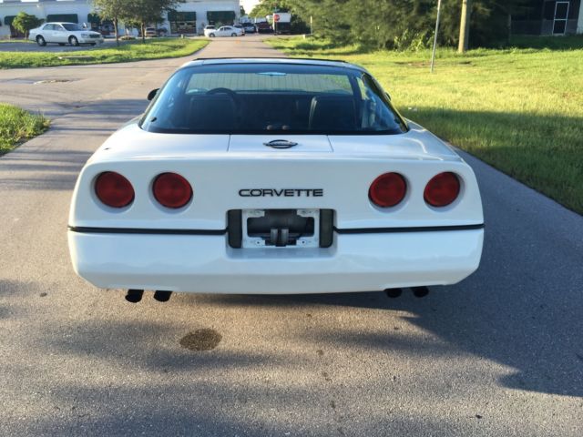 1985 Chevrolet Corvette - photo 8