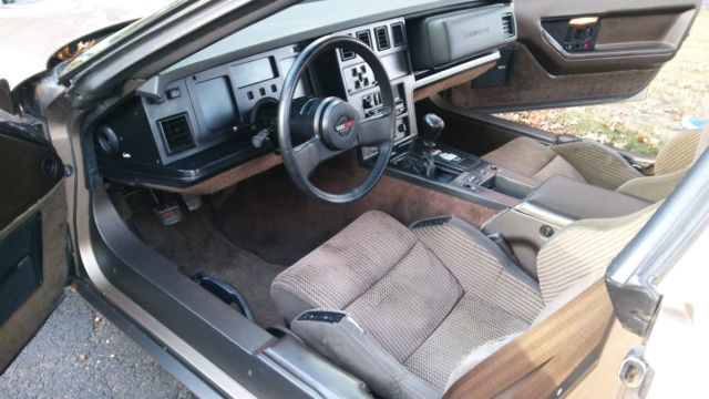1985 Chevrolet Corvette - photo 11