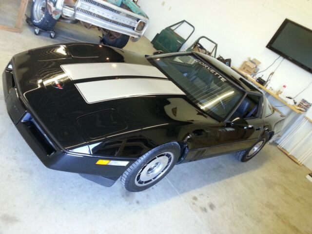 1985 Chevrolet Corvette Chevy Corvette Vette Sports Car 1985 Chevrolet Corvette